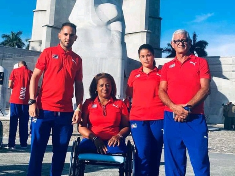 El parabádminton criollo llevará sello exclusivo de Cienfuegos en Lima 2019, con tres atletas y un entrenador./ Foto: cortesía Rolando Bello Rodríguez