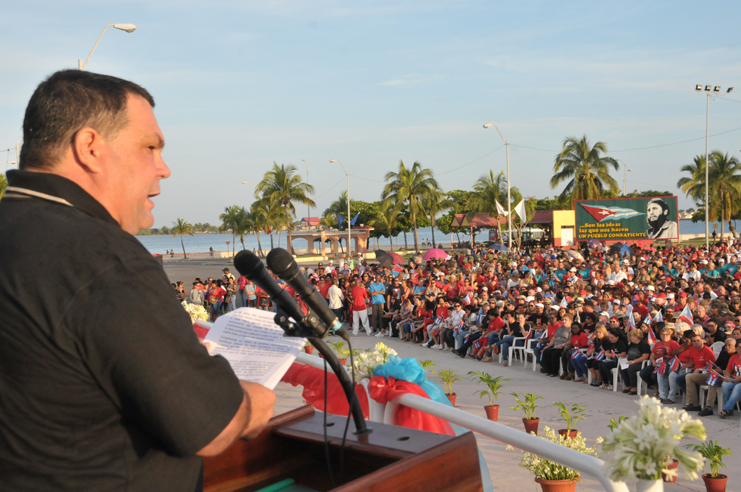 Félix Duartes Ortega, miembro del Comité Central y primer secretario del Partido en el territorio pronunció el discurso de clausura del acto central de la provincia por el 26 de Julio /Foto: Juan Carlos Dorado