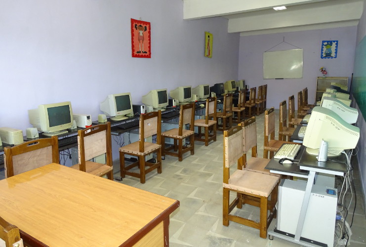 Laboratorio de computación de la primaria José Martí, de Caunao. /Foto: Dainerys Torres Núñez