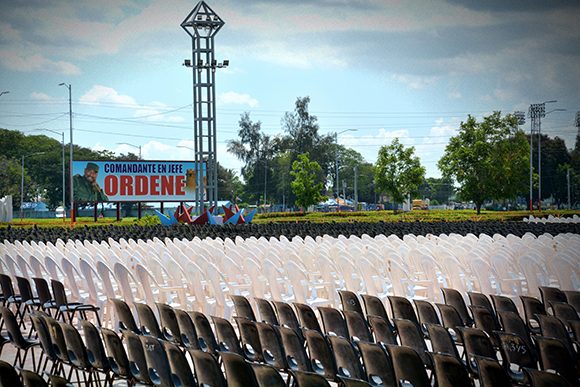 La Plaza de la Patria se encuentra lista en la ciudad de Bayamo, Monumento Nacional, para el acto central por el Día de la Rebeldía Nacional, en la provincia de Granma. /Foto: Juan Pablo Carreras (ACN)