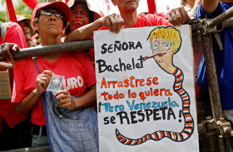 Venezolanos marchan en contra del manipulado informe de Michelle Bachelet sobre la situación de los derechos humanos en el país. Caracas, el 13 de julio de 2019. /Foto: Carlos Garcia Rawlins (Reuters)