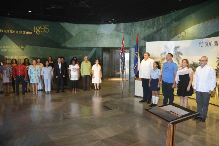 Ceremonia de toma de posesión de la Comisión Nacional de Candidaturas, en el Memorial José Martí, en La Habana. Foto: Ariel Ley Royero/ ACN.