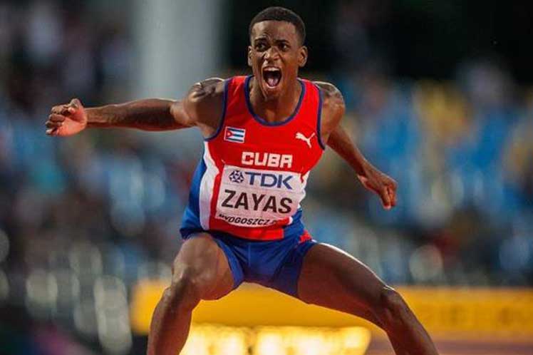 Con esta sorpresiva presea de oro, Luis Enrique Zayas le dió a Cuba su sexto título panamericano en el salto de altura. /Foto: Prensa Latina
