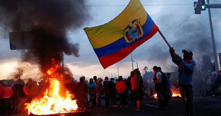 Protesta contra el 'paquetazo' en Ecuador, 7 de octubre de 2019. /Foto: Carlos García Rawlins (Reuters)