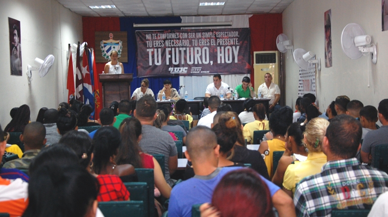 Asamblea UJC Lajas, todos por nuestro socialismo./Foto: Karla Colarte