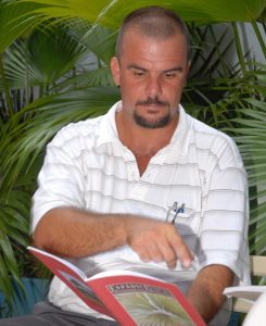Milián Rodríguez Lima es un incansable estudioso de las palmas en Cuba. /Foto: Armando