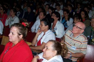 En el conversatorio se resaltaron las cualidades morales y profesionales del Dr. Raúl Dorticós Torrado, cuyo nombre honran en la Universidad Médica de Cienfuegos. /Foto: Efraín Cedeño