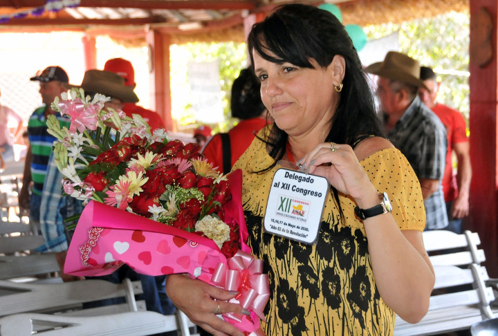 María Ester Coba Delgado, presidenta de la Cooperativa de Créditos y Servicios Félix Edén Aguada, del municipio de Aguada de Pasajeros, es la primera mujer seleccionada delegada al Congreso de la ANAP, dentro de los cinco que representarán a Cienfuegos a nivel de país. /Foto: Juan Carlos Dorado