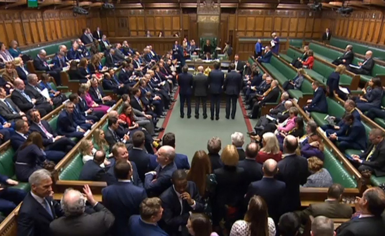 Resultado de la votación sobre la tercera lectura del Proyecto de Ley sobre el Brexit en la Cámara de los Comunes. Londres, 9 enero 2020 . /Foto: Reuters