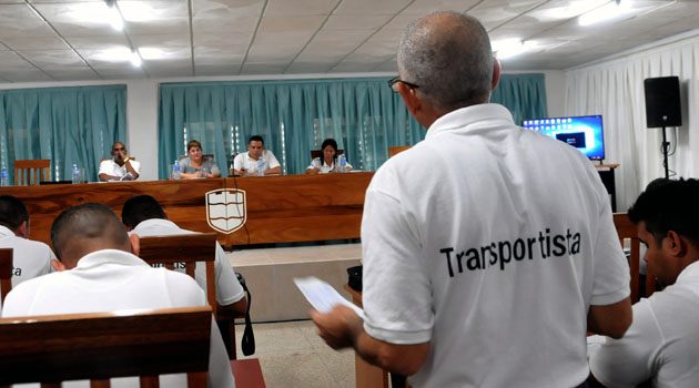 Asamblea anual de la Empresa de Transporte, escenario para el análisis crítico./Foto: Juan Carlos Dorado
