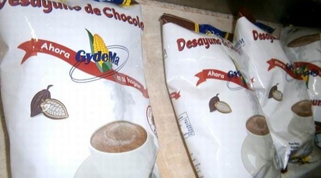 GydeMa comercializa con Turismo natillas de diferentes sabores, maicena y desayuno de chocolate./Foto: Mireya Ojeda