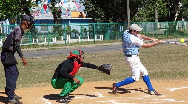 Amaury Monzón destacó desde el cajón de bateo./Foto: Lissy Mejías Subit