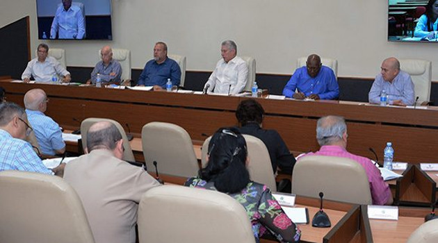 Cuba evalúa otras medidas para fortalecer el enfrentamiento al COVID-19. /Foto: Estudios Revolución