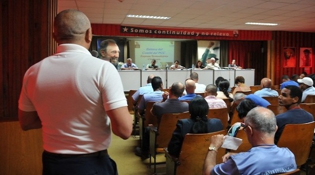 Durante la asamblea se manejó la pertinencia de que no se deben apurar los procesos de crecimiento,/Foto: Juan Carlos Dorado