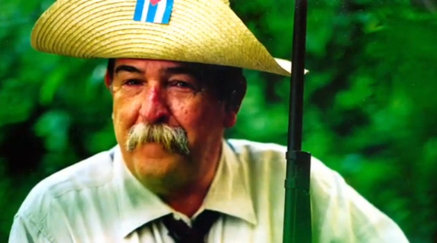 Fotograma del clip Homenaje a Juan Padrón.