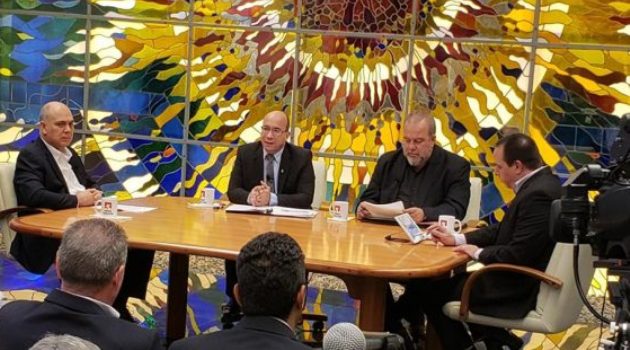 Mesa Redonda para informar sobre las medidas adoptadas en Cuba para enfrentar la COVID-19. Foto: @PresidenciaCuba/Twitter.