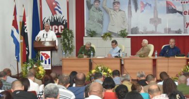 Primera reunión regional del Centro del país, para el enfrentamiento a la enfermedad, encabezada por el Presidente de la República, Miguel Díaz-Canel Bermúdez. /Foto: Estudios Revolución