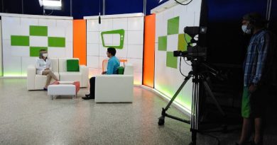 Con la presencia de invitados se esclarecen las inquietudes de los televidentes. /Foto: Cortesía de Eviezer Tamayo