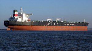 Barco con gasolina iraní viaja a Venezuela; EEUU amenaza