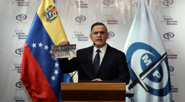 El fiscal general de Venezuela, Tarek William Saab, en rueda de prensa en Caracas, 8 de mayo de 2020. /Foto: Manaure Quintero (Reuters)