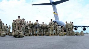Rechazan en Colombia ingreso de tropas estadounidenses
