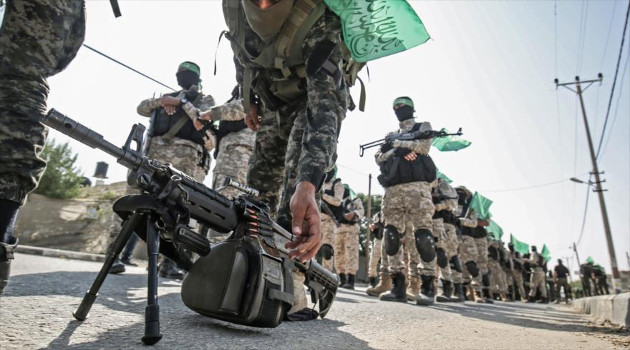 Integrantes de las Brigadas Ezzedin Al-Qassam, brazo armado de HAMAS, durante una parada militar en Gaza, 10 de noviembre de 2019. /Foto: AFP