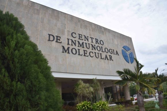 Fachada del Centro de Inmunología Molecular (CIM), en La Habana, Cuba, el 13 de mayo de 2020. Foto: Omara García Mederos/ACN.