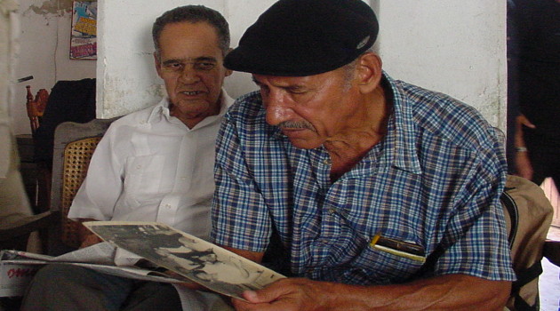 Roquelino (con gorra) junto a Felito Molina. /Foto archivo personal de la autora