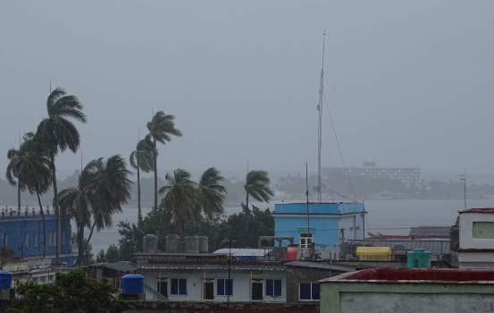 Ya se observa el deterioro del tiempo en la ciudad de Cienfuegos./ Foto: Cienfuegos Encanta