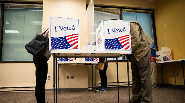 Hasta este miércoles unos 71 millones 63 mil 590 norteamericanos votaron de forma anticipada. /Foto: Sputnik