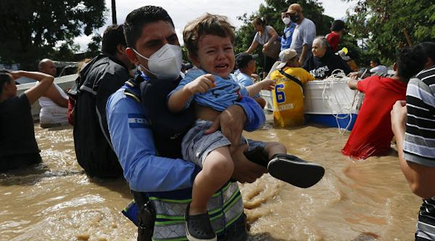 Dramática situación por severas inundaciones en Honduras.