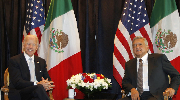 Joe Biden y Andrés Manuel López Obrador, Ciudad de México, el 5 de marzo de 2012. /Foto: Tomas Bravo / Reuters