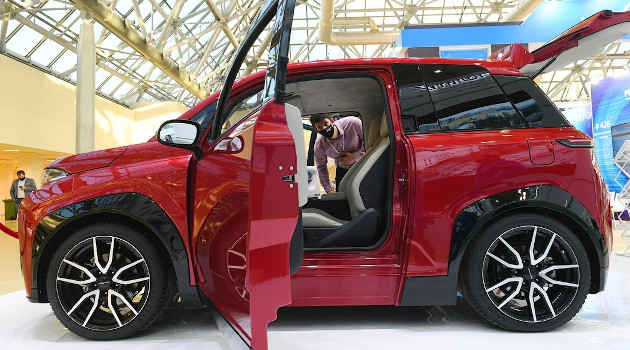 El coche eléctrico Kama-1 del fabricante de camiones ruso Kamaz, presentado en la exposición VUZPROMEXPO-2020 en Moscú, Rusia. /Foto: Maxin Blinov / Sputnik