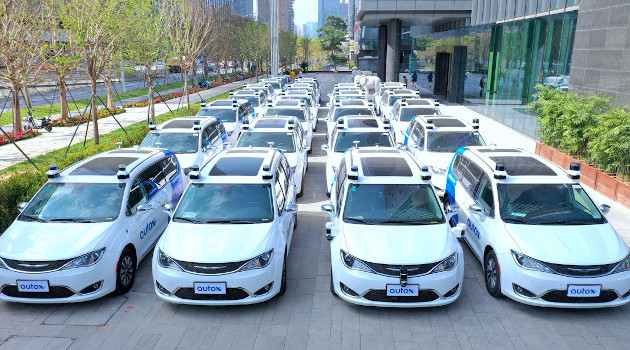 Primer lote de 25 taxis chinos completamente robóticos. /Foto: AutoX