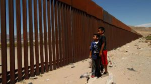 Biden revierte la declaración de emergencia que hizo Trump y podría dar un revés al financiamiento del muro fronterizo con México