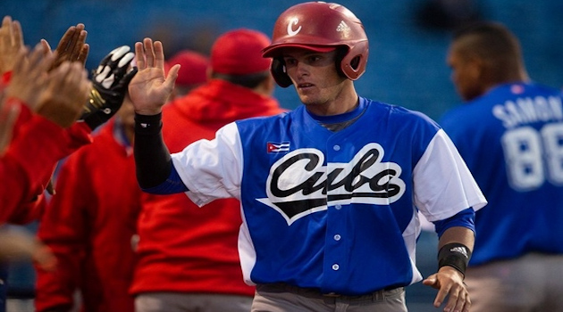 Cuatro cienfuegueros liderados por César Prieto fueron convocados a la preselección cubana de béisbol. /Foto: Can-Am