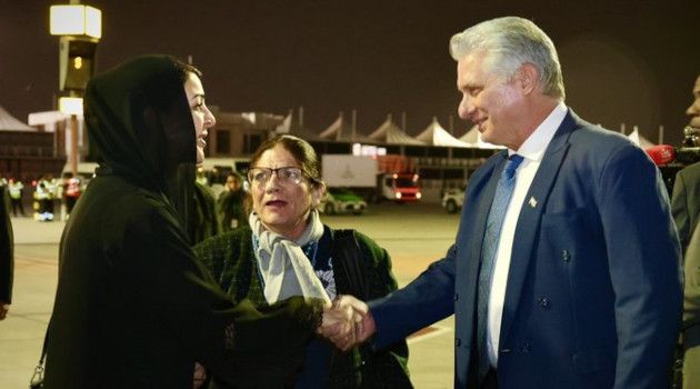 Llega Presidente cubano a Emiratos Árabes Unidos.