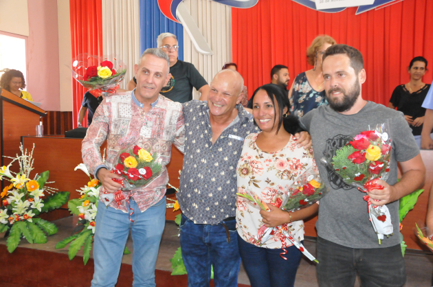 En la Asamblea de Balance de la Uneac en Cienfuegos quedó electo un nuevo ejecutivo, encabezado por la concertista Ariadna Cuéllar Pérez. / Foto: Juan Carlos Dorado