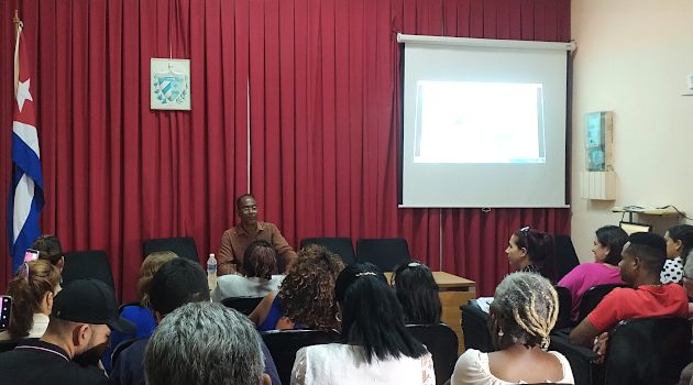 La conferencia de apertura estuvo a cargo del Dr.C. Rolando Julio Rensoli Medina, coordinador ejecutivo del Programa Nacional contra el Racismo y la Discriminación por el Color de la Piel.