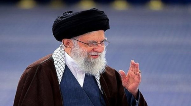 El ayatolá Seyed Ali Jamenei aseguró que Israel ignoró los compromisos internacionales que garantizan la inviolabilidad de las sedes diplomáticas.