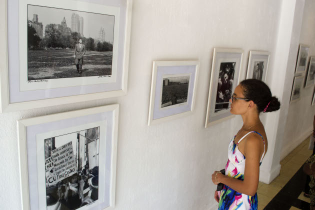 Fragmentos épicos tiene como leitmotiv el decurso de la revolución cubana, los momentos más álgidos o épicos de un proceso lleno de obstáculos.