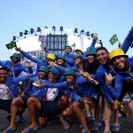 La delegación de Brasil desfila en la Plaza de la Concordia durante la ceremonia de inauguración de los Juegos Paralímpicos de París 2024 en París el 28 de agosto de 2024.Foto vía Getty Images.