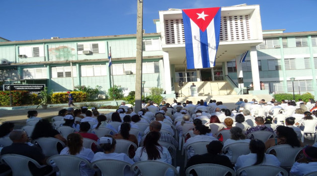 Acto por los quince años del Centro Especializado Ambulatorio (CEA), institución de referencia para la salud en Cienfuegos. / Foto: Roberto Alfonso Lara / 5 de Septiembre