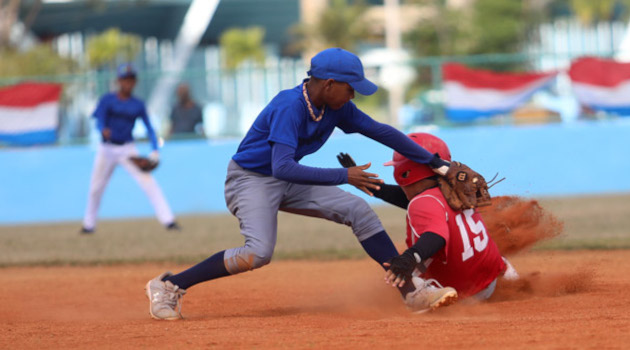 El objetivo es revolucionar el béisbol desde la base. / Fotos: Del autor