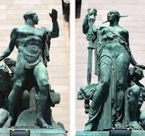 Monumentos a la Virtud y el Trabajo en ambos laterales de la escalinata del Capitolio de La Habana. / Foto: Tomada de Internet