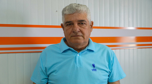 Leonardo Fleites Valdivia se cuenta entre los que en Cienfuegos reciben homenaje en la Jornada por el Día del Trabajador Eléctrico. / Foto: Miguel Antonio Sarduy