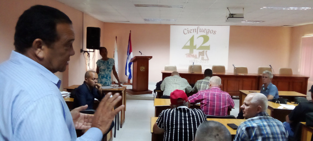 Entre los debates estuvo el empleo de la agroecología en la producción de semillas con calidad de caña de azúcar. 