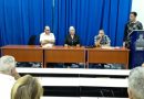 Pilar Alicia Varona Estrada, viceministra de Justicia (al centro), elogió los esfuerzos realizados en Cienfuegos en pos de la modernización de los servicios públicos. / Fotos: Yudith Madrazo Sosa
