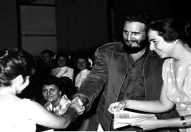 Autoridades de Cuba celebran aniversario 65 de Federación de Mujeres