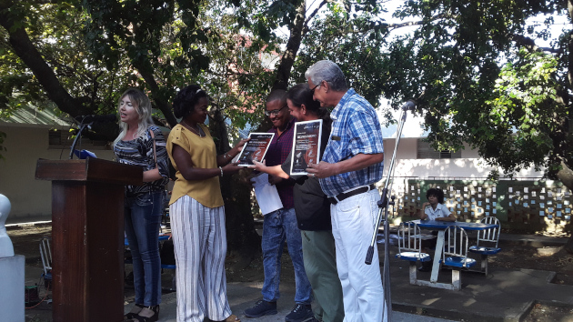 La dirección general de Educación en Cienfuegos y la institución Frank País recibieron reconocimiento por su apoyo a la realización de la película A través de sus ojos.